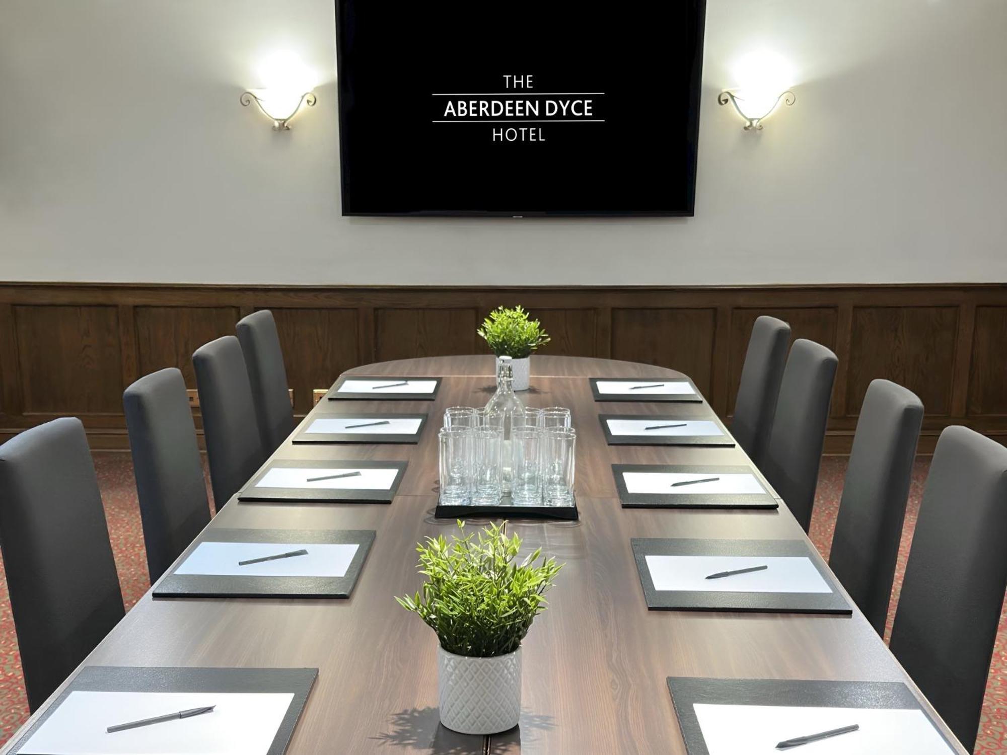 The Aberdeen Dyce Hotel Dış mekan fotoğraf